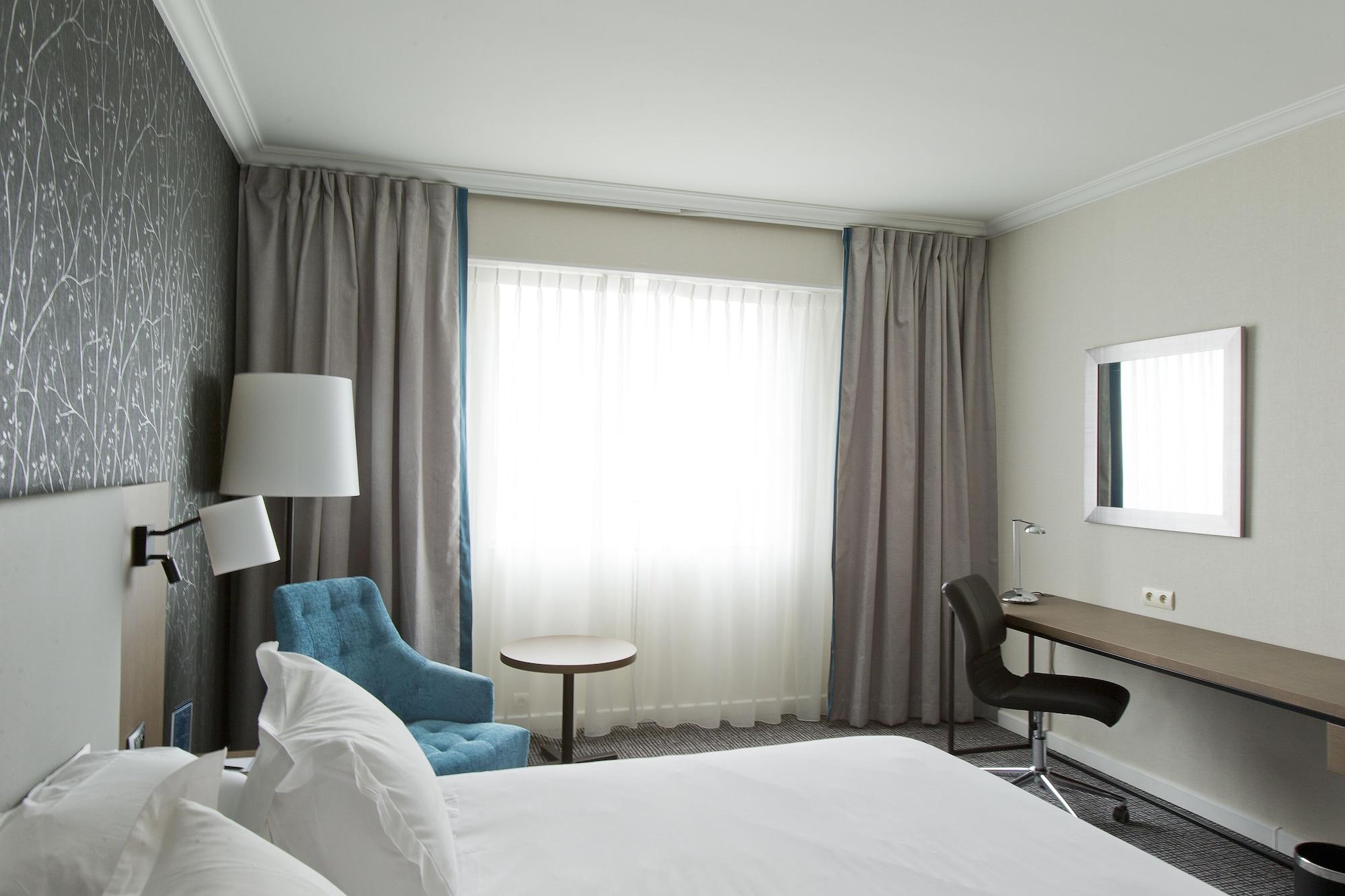 Hotel Hilton Paris Charles De Gaulle Airport Le Mesnil-Amelot Exterior foto