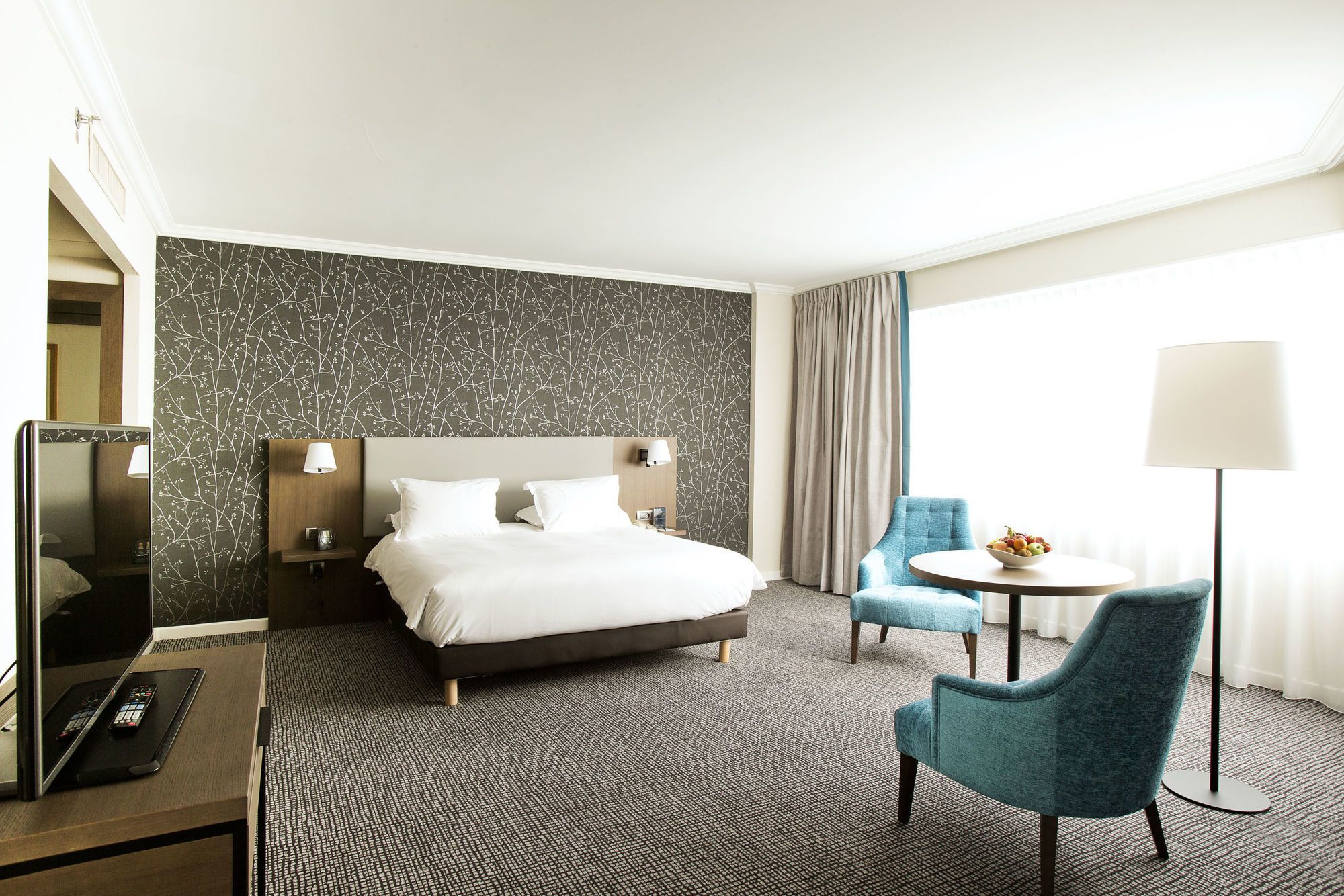 Hotel Hilton Paris Charles De Gaulle Airport Le Mesnil-Amelot Exterior foto